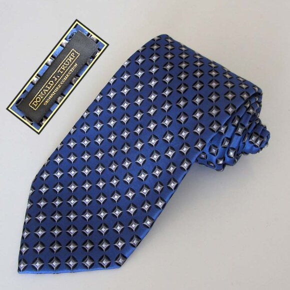 DONALD J. TRUMP Other - DONALD J. TRUMP Signature Collection geometric print neck tie